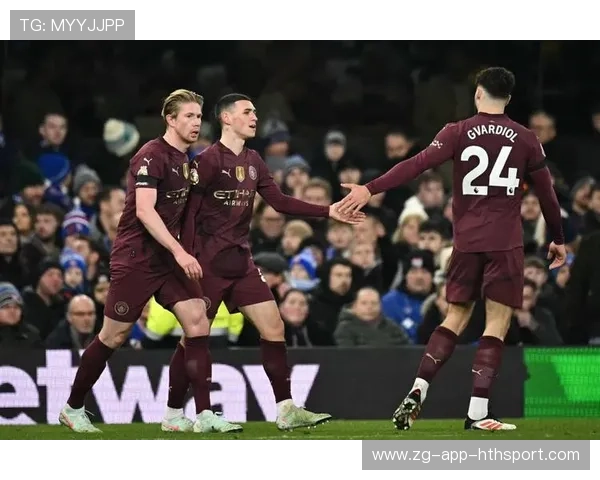 埃因霍温研究德布劳内式出球方式:足球智慧的传承与创新 埃因霍温研究德布劳内式出球方式:足球智慧的传承与创新