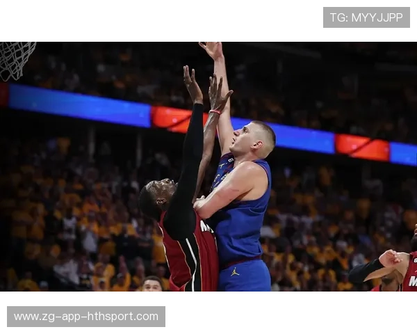 约基奇顺下终结，丹佛掘金回合极其流畅